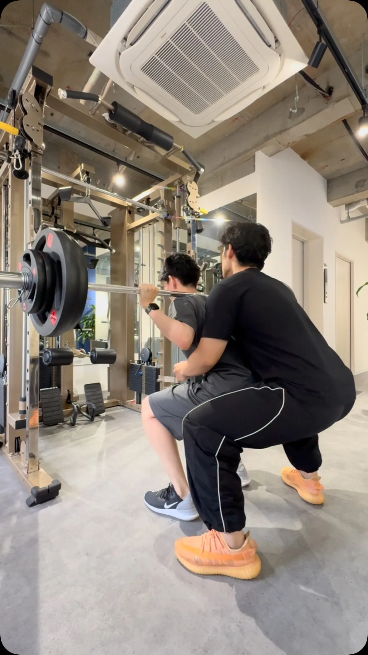 トレーニングにおいて、自分がどれくらいの重量を扱えるかを把握...